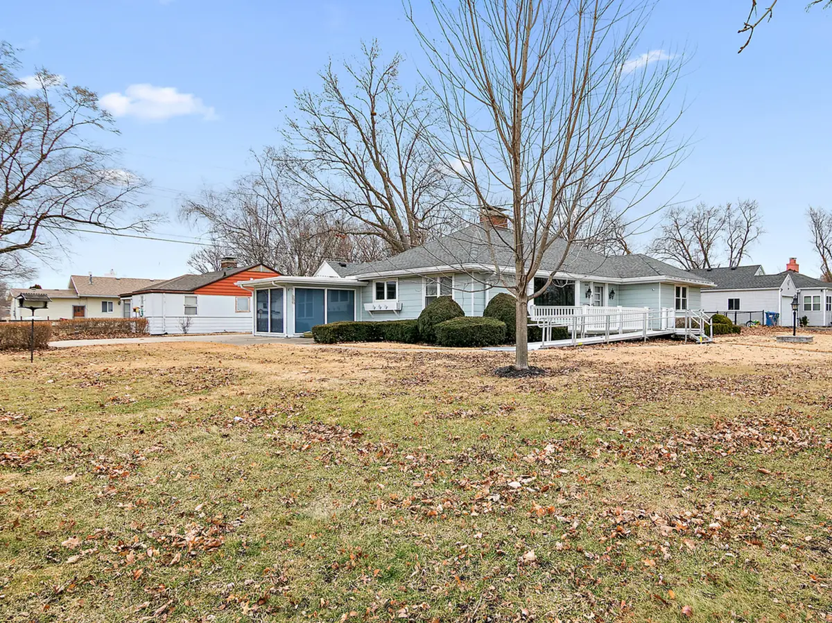 600 E Mulberry Street, Watseka, IL 60970 - #1