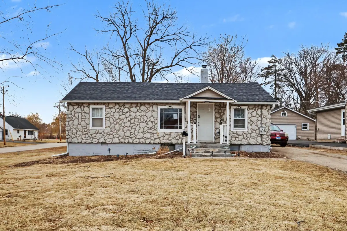 527 S Calumet Avenue, Aurora, IL 60506 - #1