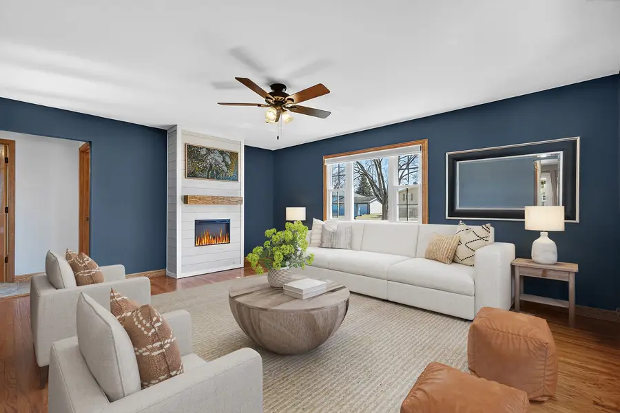 380 Dartmoor Drive, Crystal Lake, IL 60014 - #2