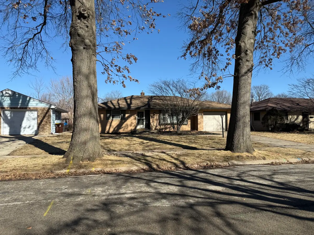 4524 Newcastle Road, Rockford, IL 61108 - #1