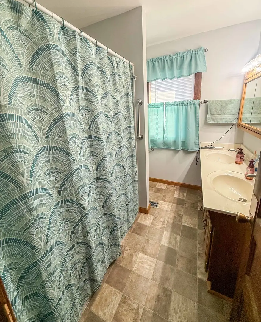 1226 N Walnut Street, Danville, IL 61832 - #2