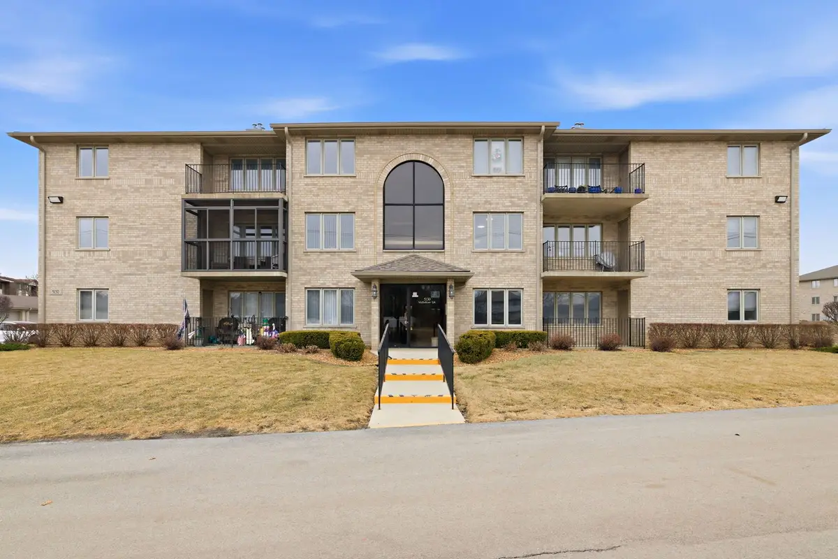 5130 Midlothian #1207, Crestwood, IL 60418 - #1