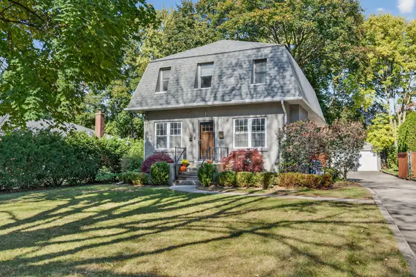 2208 Wilmette Avenue, Wilmette, IL 60091