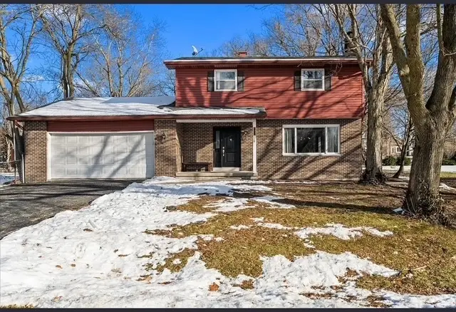 250 N View Street, Hinckley, IL 60520 - #1