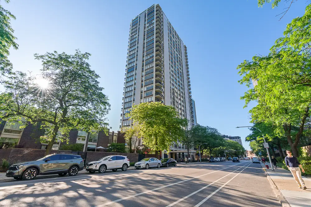 1455 N Sandburg Terrace #2907B, Chicago, IL 60610 - #1