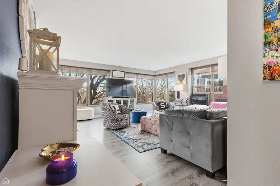 2970 N Lake Shore Drive #4B, Chicago, IL 60657 - #3