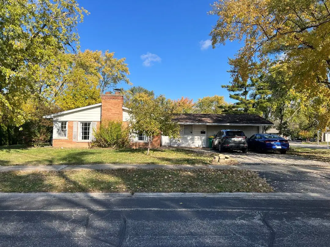 148 Wilshire Drive, Wheeling, IL 60090 - #1