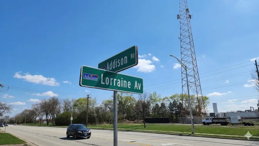 525 S Addison Road, Addison, IL 60101 - #2