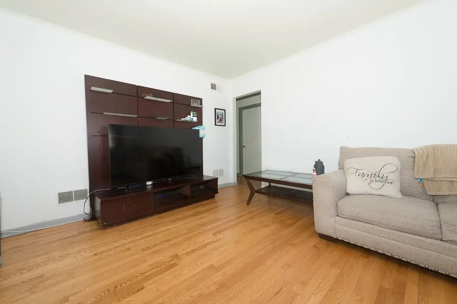 809 N Wolf Road, Melrose Park, IL 60164 - #3