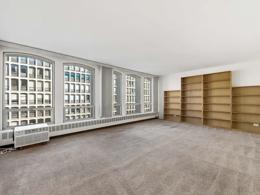 1400 E 55th Place #703S, Chicago, IL 60637 - #3