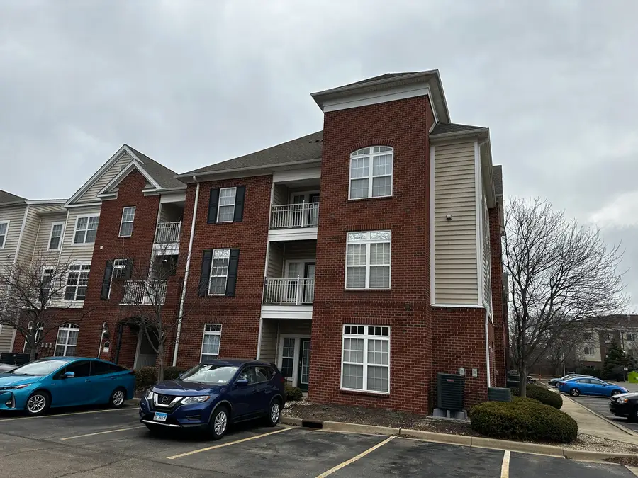 1905 N Lincoln Avenue #327, Urbana, IL 61801 - #2