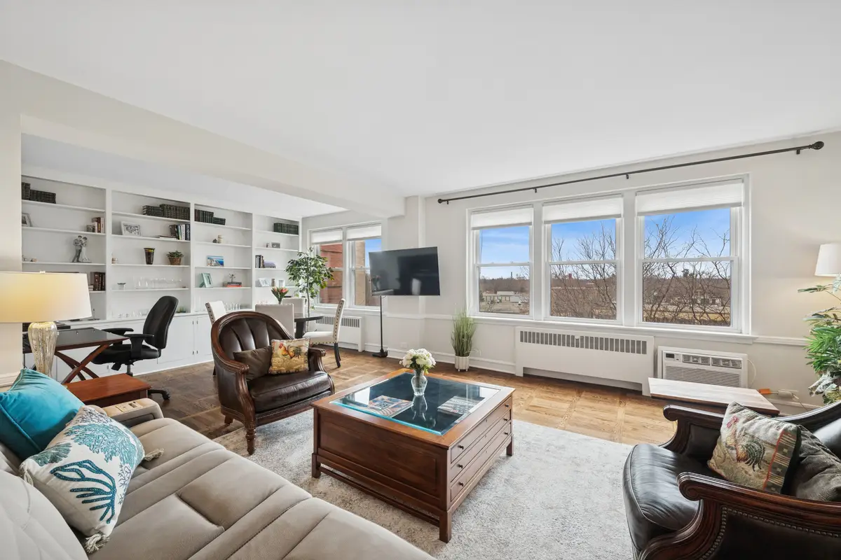 1585 Ridge Avenue #611, Evanston, IL 60201 - #1