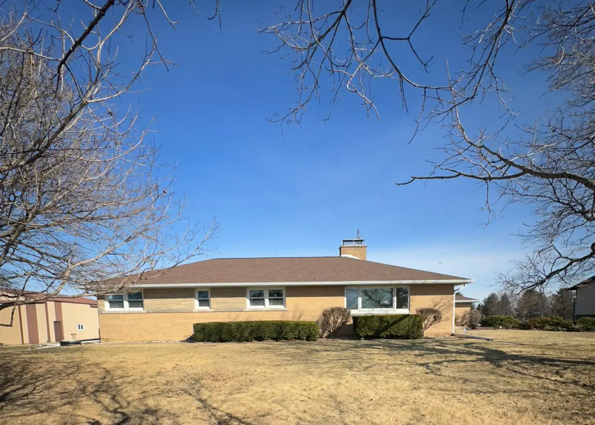 29428 E 500 North Road, Leroy, IL 61752 - #1