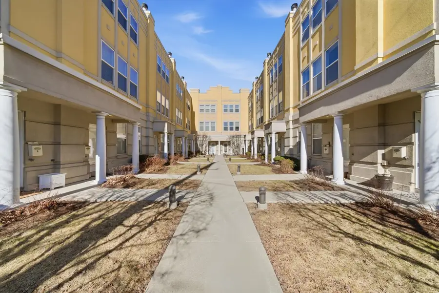 7521 Brown Avenue #G, Forest Park, IL 60130 - #3