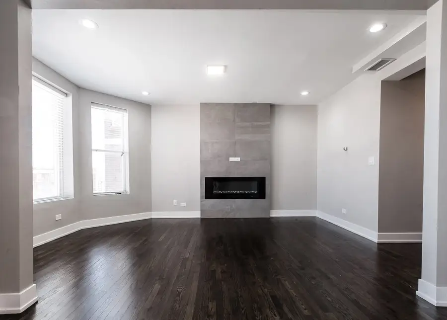 4552 S Indiana Avenue, Chicago, IL 60653 - #3