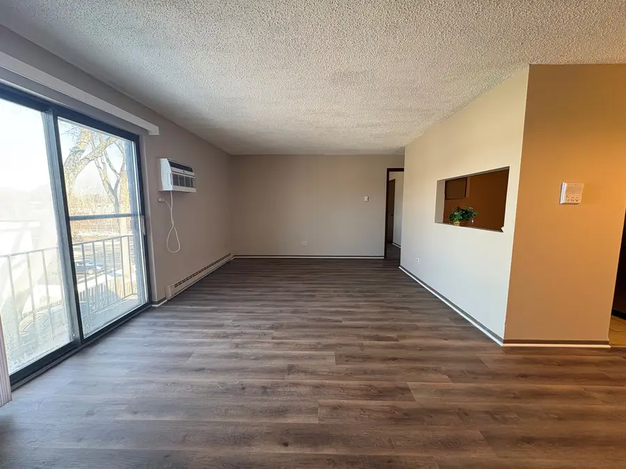 206 W Division Street #L, Villa Park, IL 60181 - #3