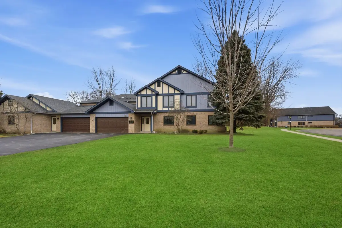 2722 Harbor Drive #2722, Joliet, IL 60431 - #1