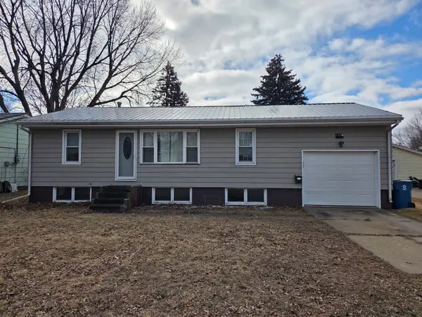 1419 5th Street, Camanche, IA 52730