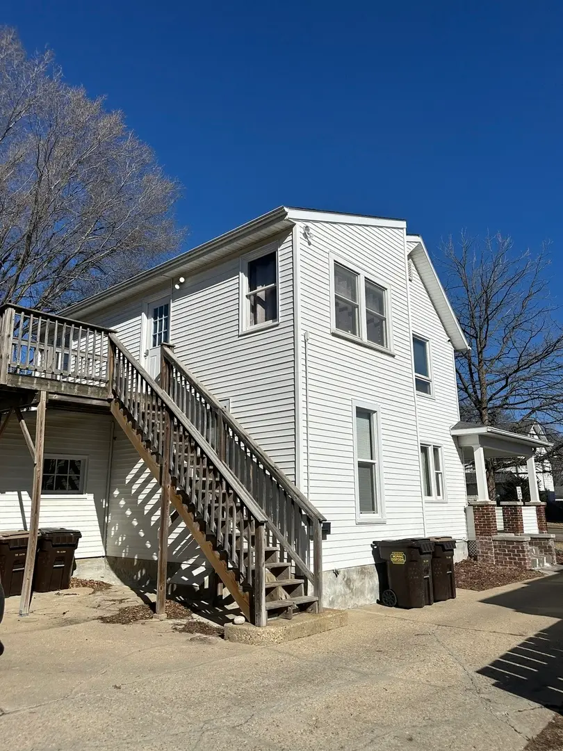 408 N West Avenue, Freeport, IL 61032 - #3