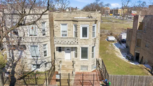 4214 W Wilcox Street, Chicago, IL 60624
