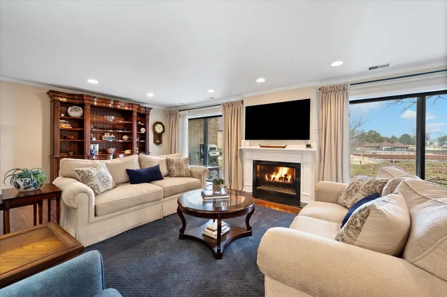 2 The Court Of Harborside Drive #104, Northbrook, IL 60062 - #3