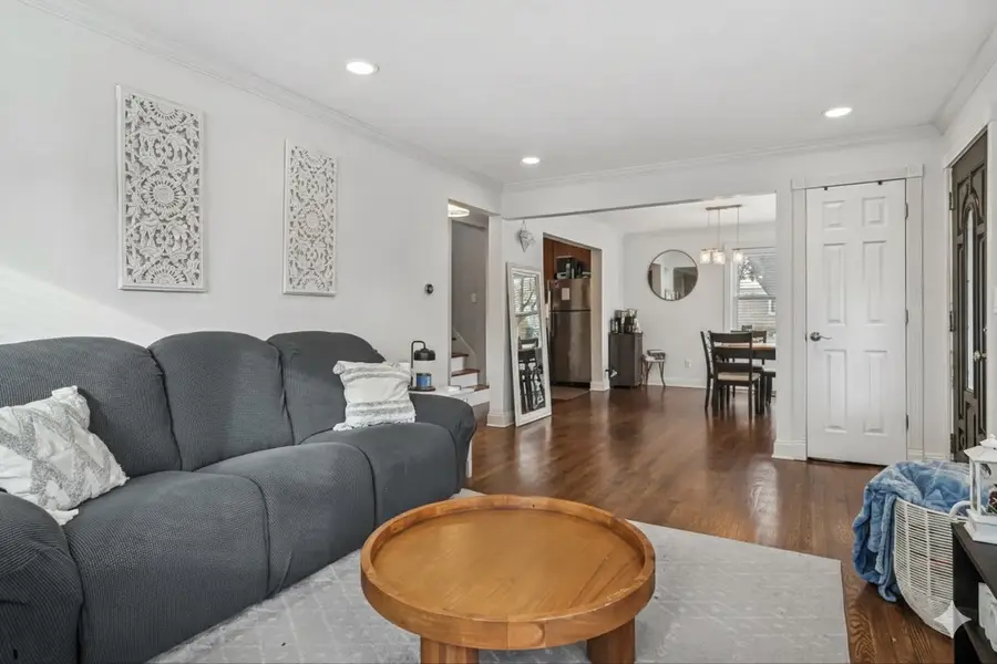 102 S Ashland Avenue, Palatine, IL 60074 - #2