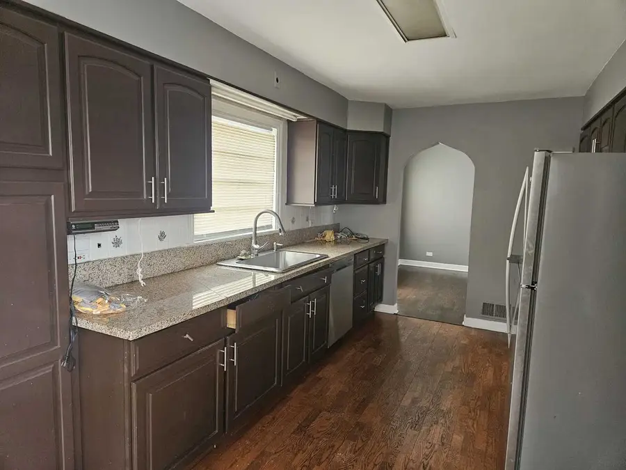 45 N Wisconsin Avenue N, Addison, IL 60101 - #3