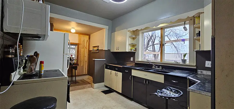 1002 Locust Street, Thomson, IL 61285 - #2