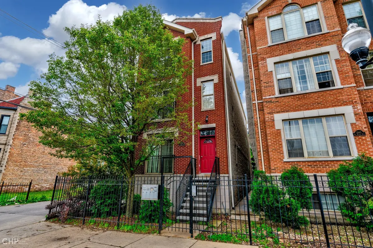 3341 W Warren Boulevard #3, Chicago, IL 60624 - #1
