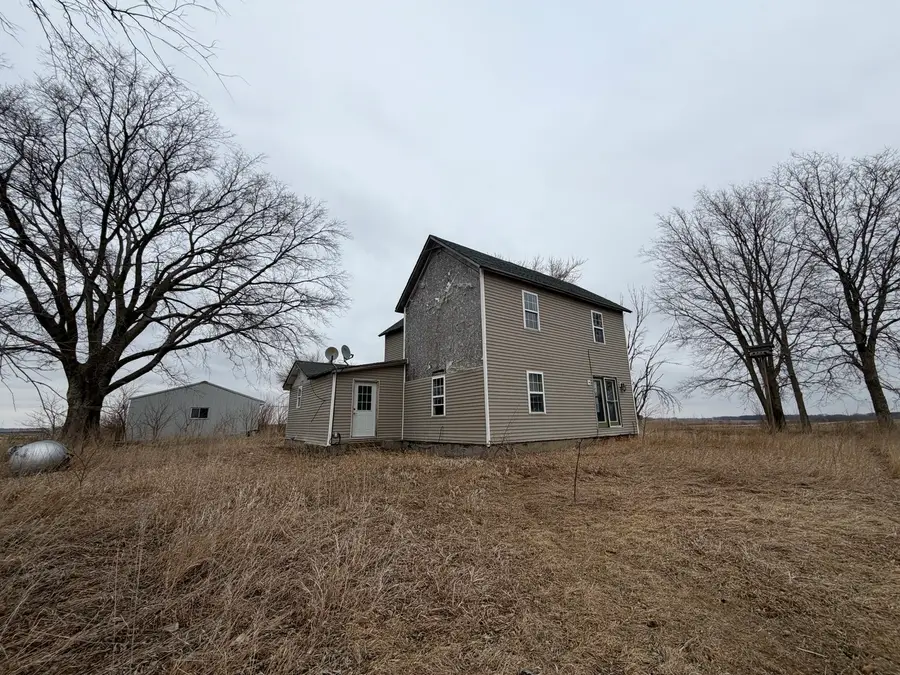 10312 N County Road 3850 E, Mason City, IL 62664 - #2