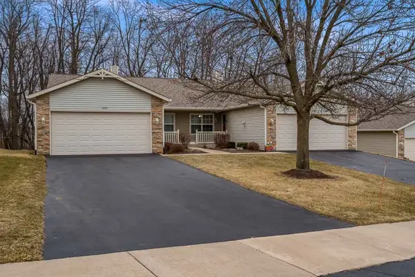 2420 Arnold Avenue, Rockford, IL 61108