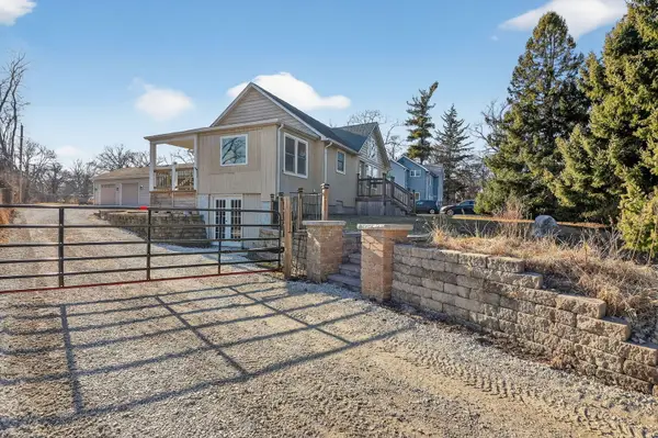 Address Withheld By Seller, Downers Grove, IL 60516