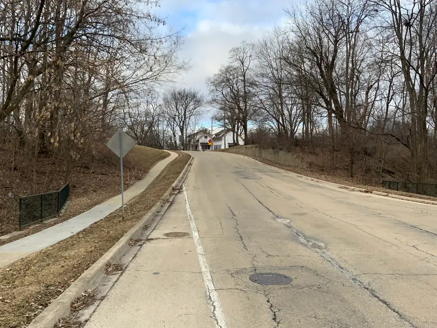 9th Ave S 9th Avenue, Saint Charles, IL 60174 - #3