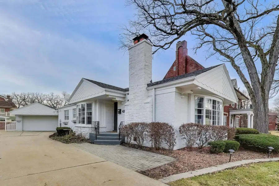 9825 S Winchester Avenue, Chicago, IL 60643 - #3