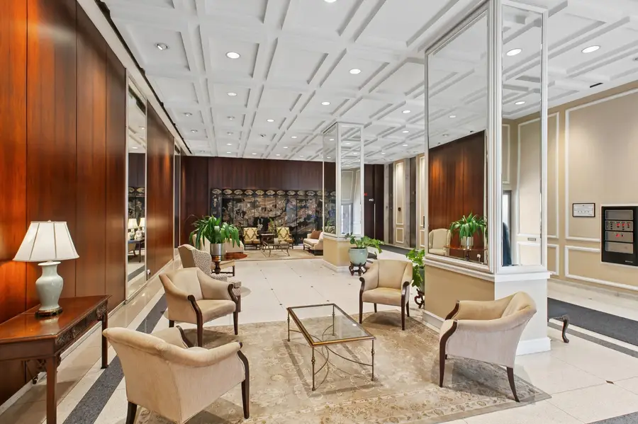 777 N Michigan Avenue #3709, Chicago, IL 60611 - #2