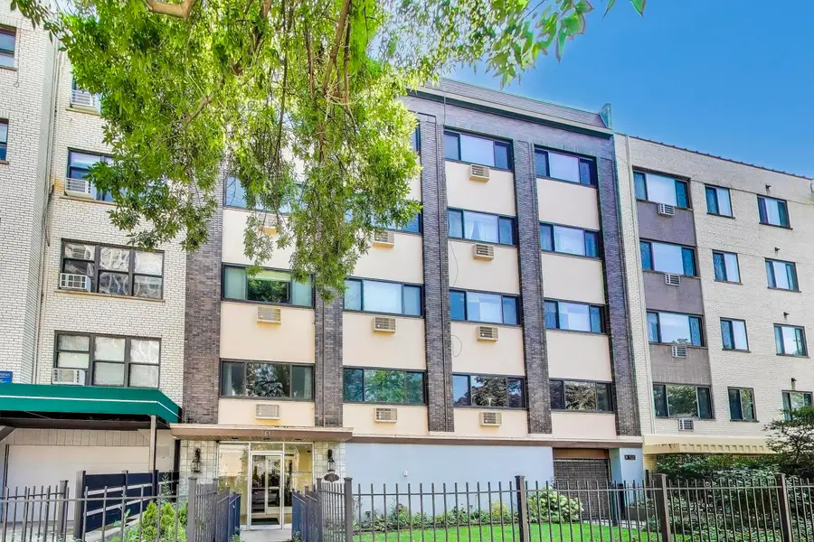 561 W Stratford Place #4F, Chicago, IL 60657 - #2