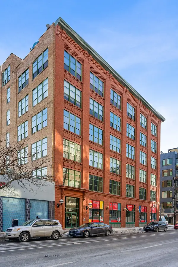 1017 W Washington Boulevard #3E, Chicago, IL 60607