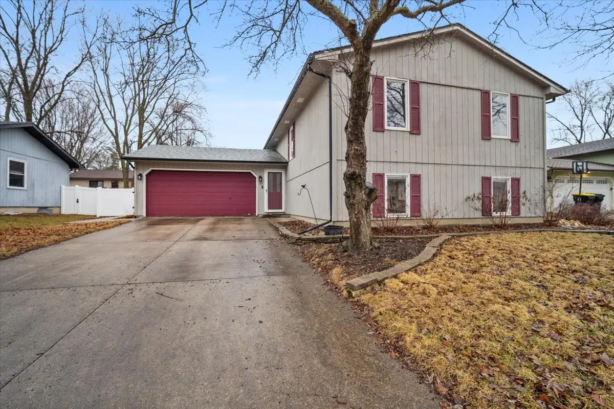102 Nottingham Chase, Normal, IL 61761 - #1