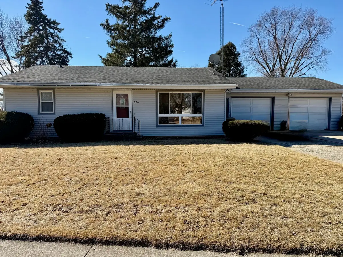 820 N Crestview Trail, Byron, IL 61010 - #1