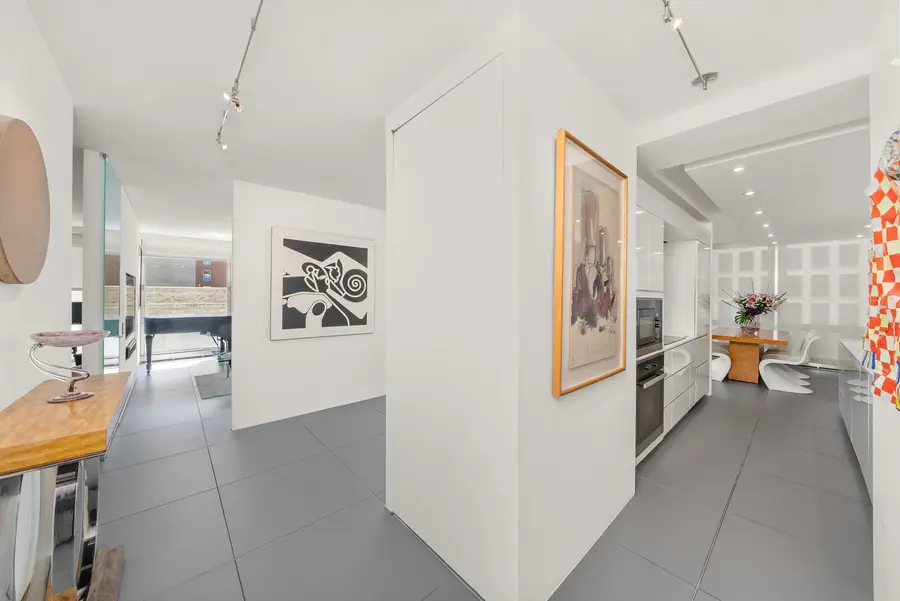 860 N Lake Shore Drive #8L, Chicago, IL 60611 - #2