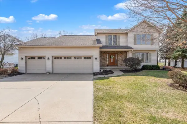 5406 20th Avenue Court, Moline, IL 61265