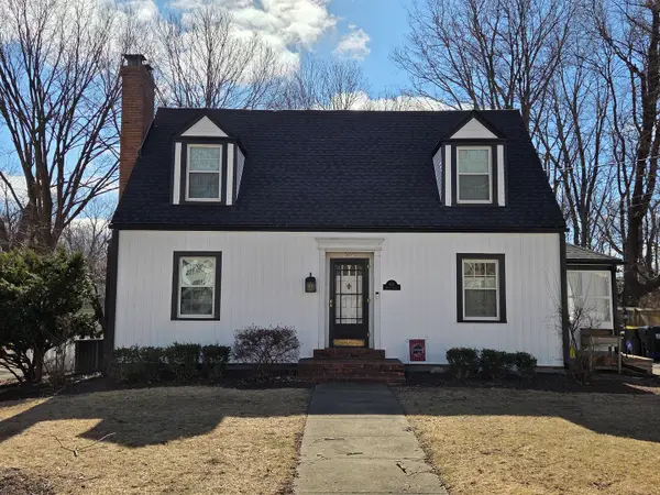 907 W Hovey Avenue, Normal, IL 61761