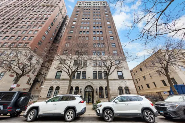 415 W Aldine Avenue #2A, Chicago, IL 60657