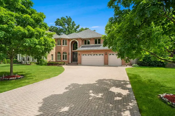 1017 E Red Oak Street, Addison, IL 60101