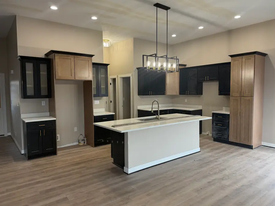 10398 E Clara Avenue, Rochelle, IL 61068 - #2