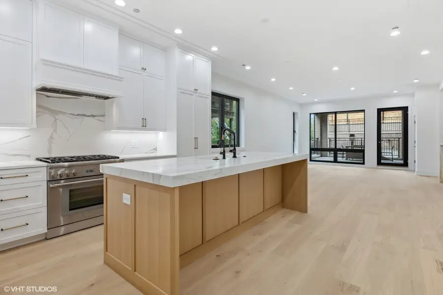 Address Withheld By Seller, Chicago, IL 60622 - #2