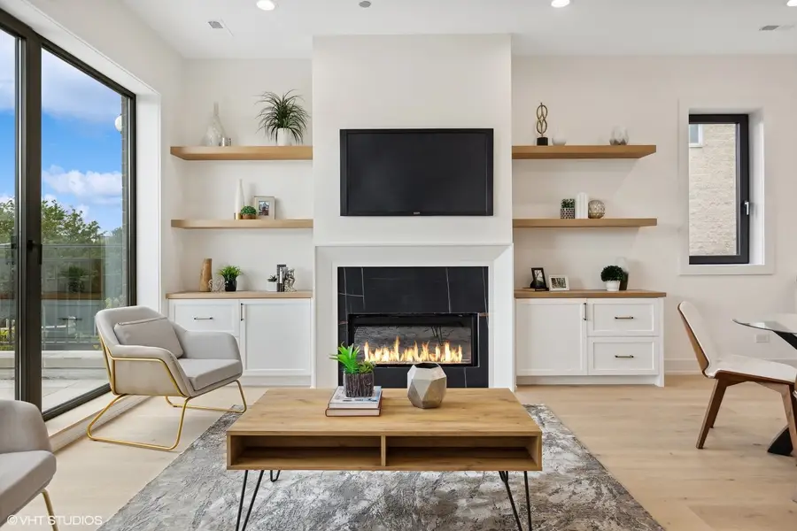 957 N Winchester Parkway #3, Chicago, IL 60622 - #3