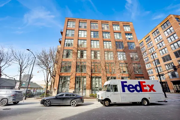 701 W Jackson Boulevard #402B, Chicago, IL 60661