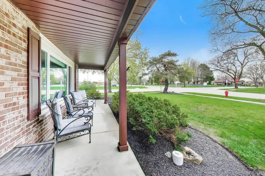 2822 N Brighton Place, Arlington Heights, IL 60004 - #2