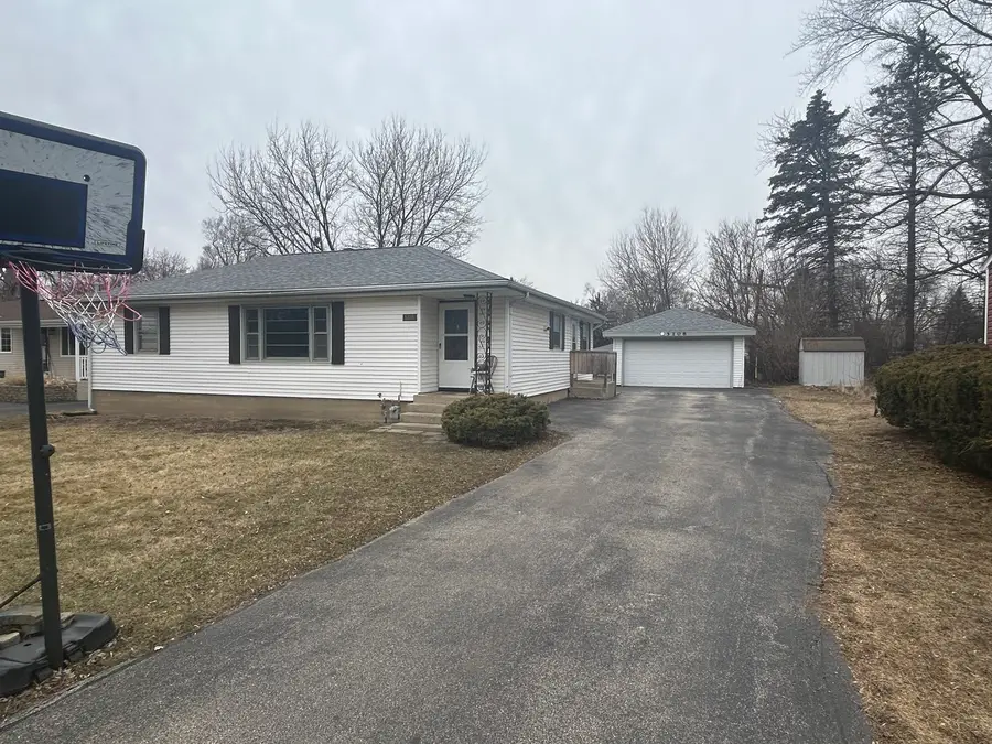 5108 Home Avenue, McHenry, IL 60050 - #3